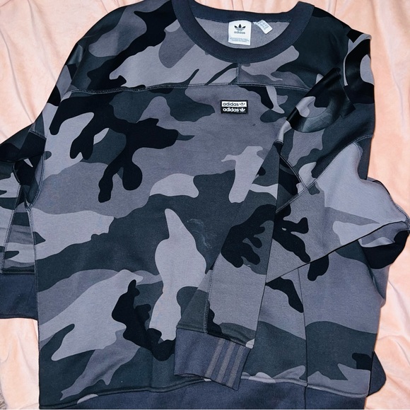 Mens adidas camo sweater - Picture 3 of 5